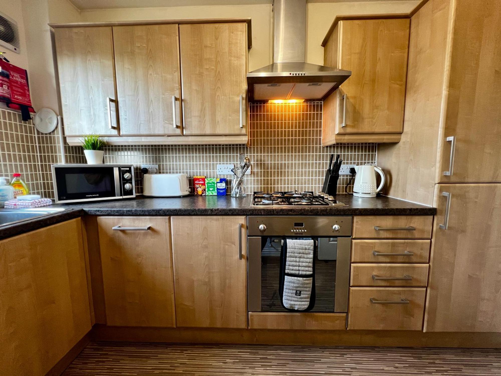 Stylish Modern Flat With Juliet Balcony & Parking Διαμέρισμα Γλασκώβη Εξωτερικό φωτογραφία