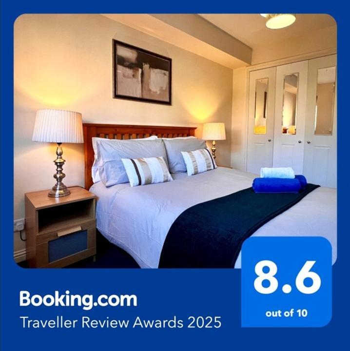Stylish Modern Flat With Juliet Balcony & Parking Διαμέρισμα Γλασκώβη Εξωτερικό φωτογραφία